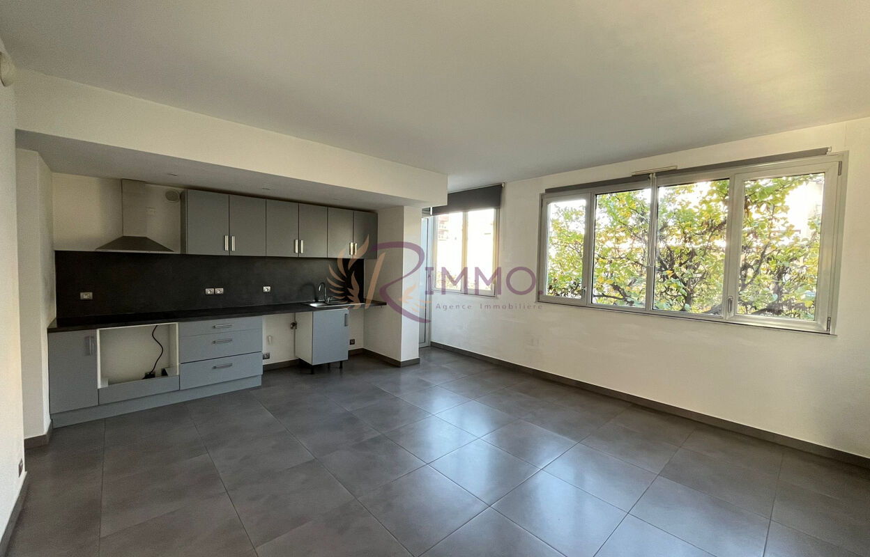 appartement 3 pièces 91 m2 à louer à Aix-en-Provence (13090)