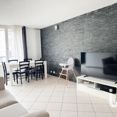 Appartement 5 pièces 239990 €
