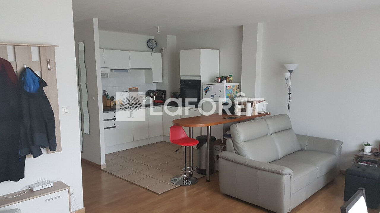 appartement 3 pièces 64 m2 à louer à Valenciennes (59300)