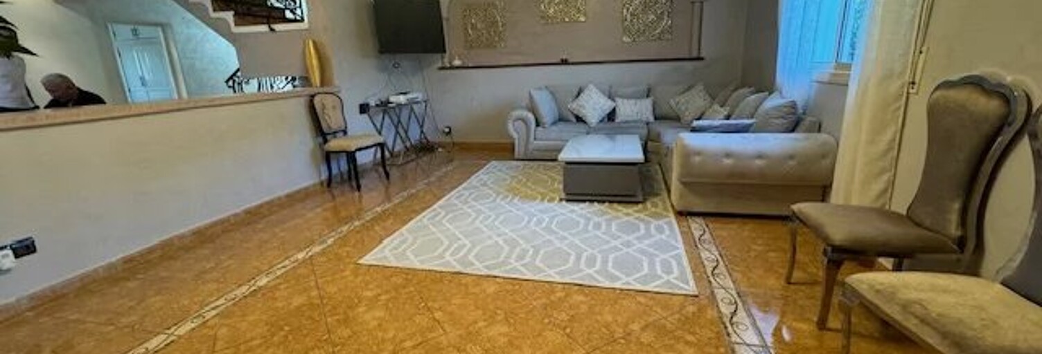 Maison 9 Pièces 270 m² à vendre à Sorgues (84700)