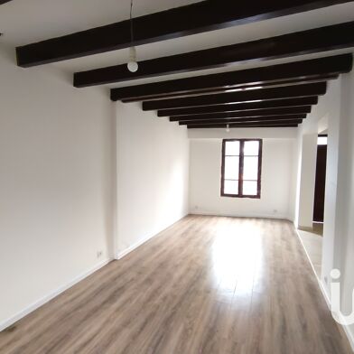 Maison 2 pièces 151 m²