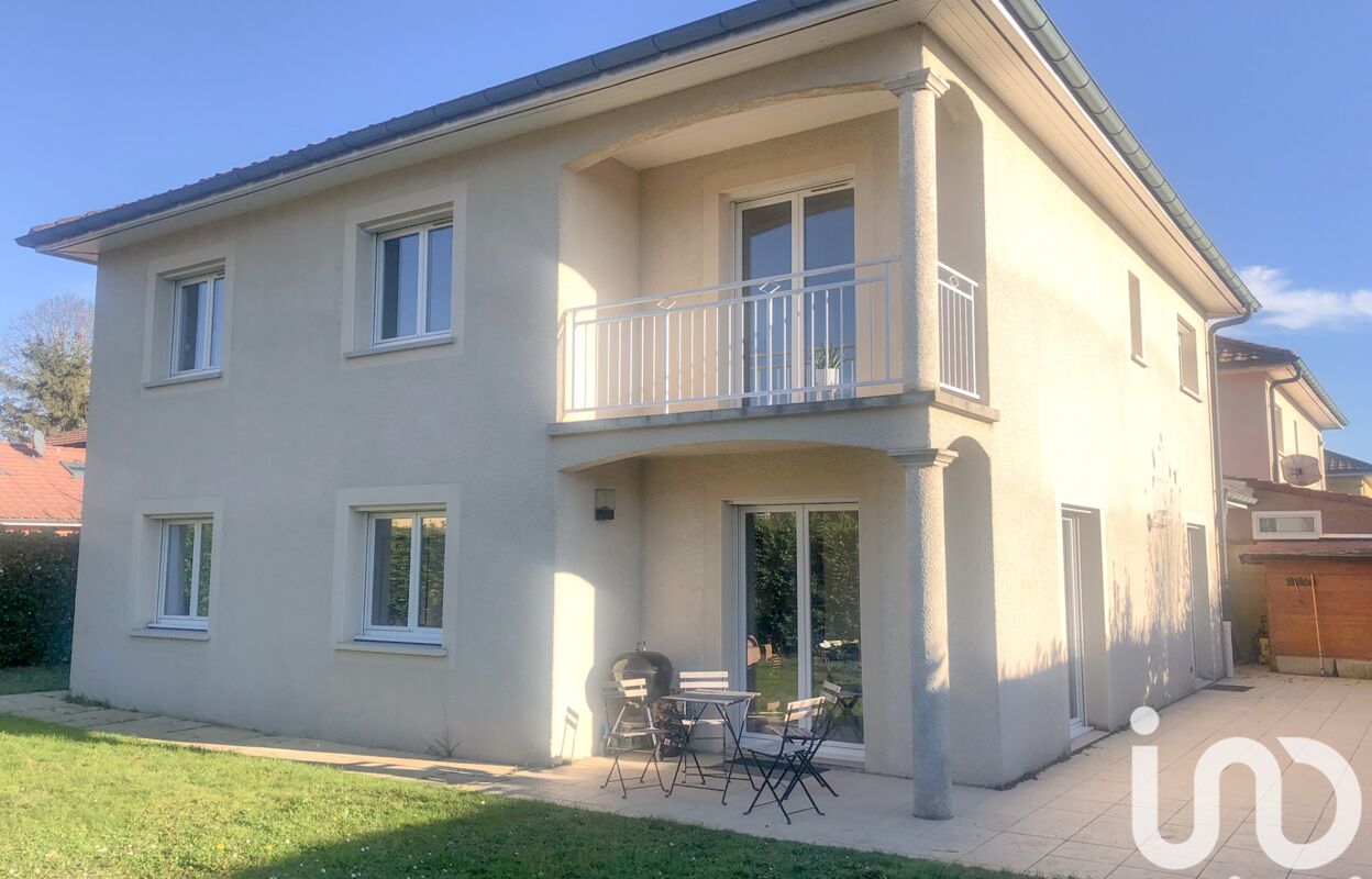 maison 7 pièces 175 m2 à vendre à Saint-Genis-Pouilly (01630)