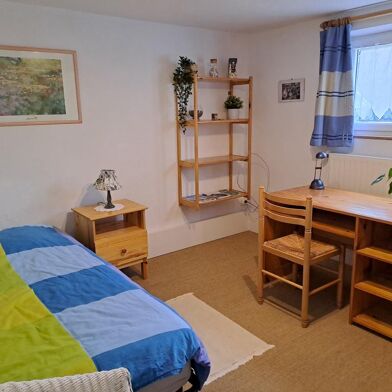 Appartement 1 pièces 460 €