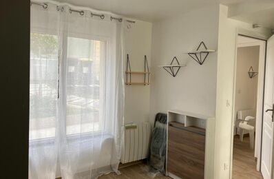 location appartement 749 € CC /mois à proximité de Rungis (94150)