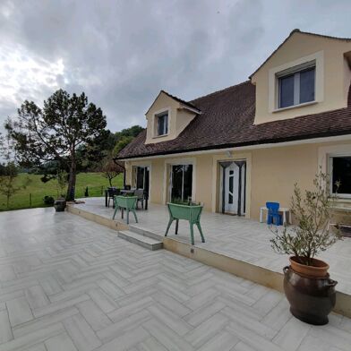 Maison 5 pièces 184 m²