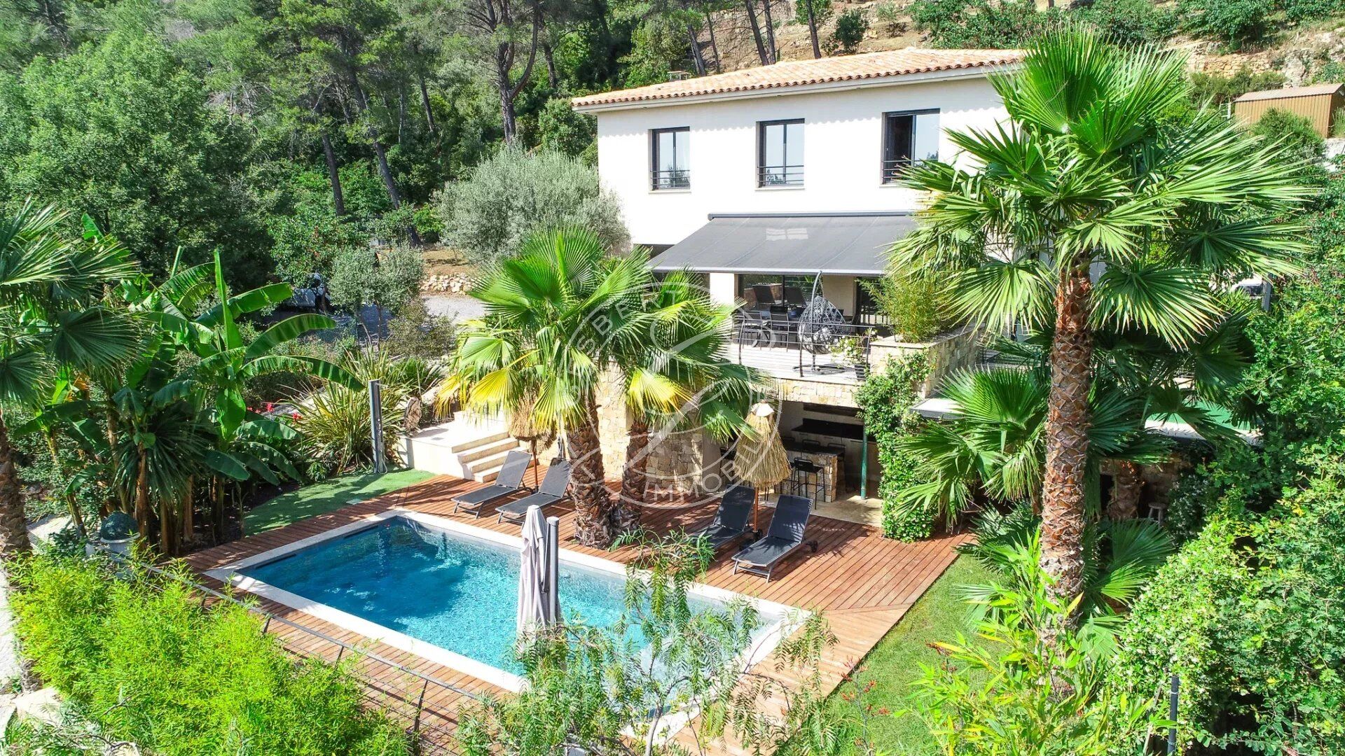 Villa / Maison 5 pièces  à vendre Draguignan 83300