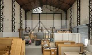 Local industriel  1200 m² à vendre à Ivry-sur-Seine (94200)