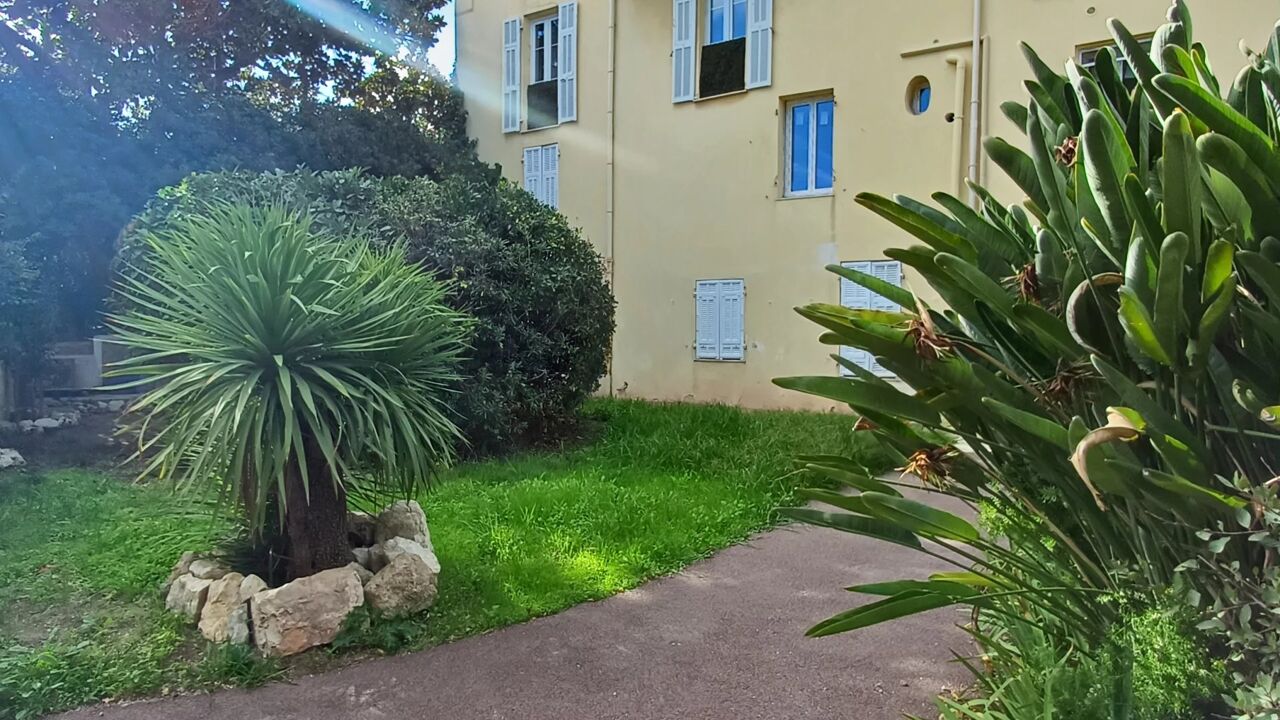 appartement 2 pièces 34 m2 à vendre à Beaulieu-sur-Mer (06310)