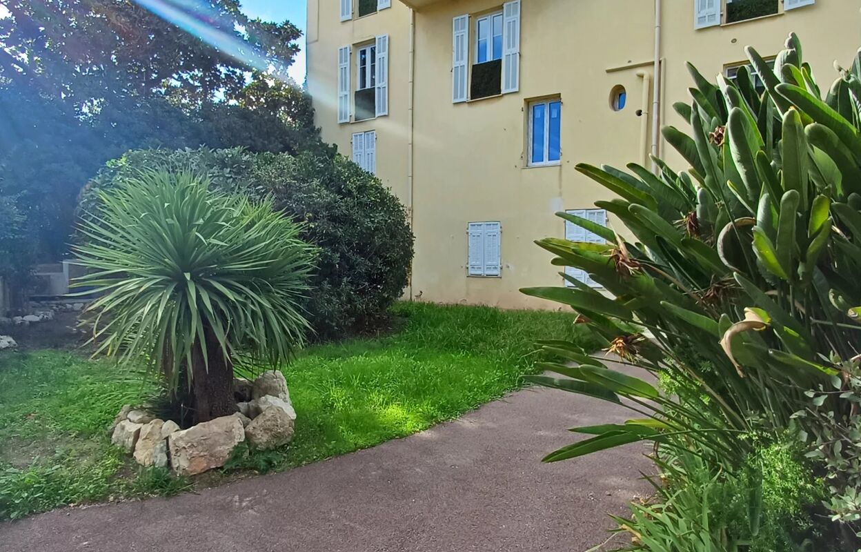 appartement 2 pièces 34 m2 à vendre à Beaulieu-sur-Mer (06310)