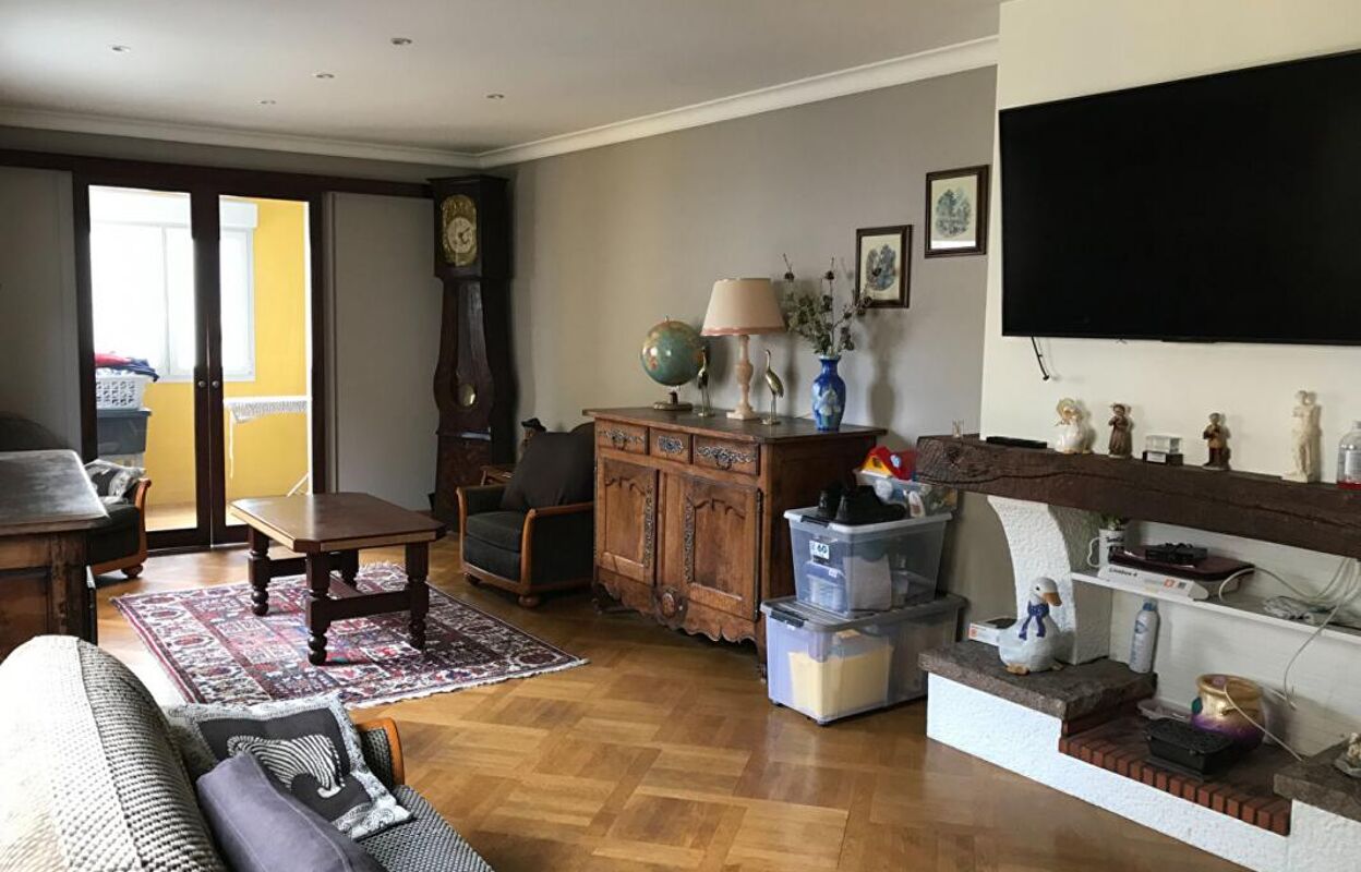 maison 7 pièces 167 m2 à vendre à La Châtaigneraie (85120)