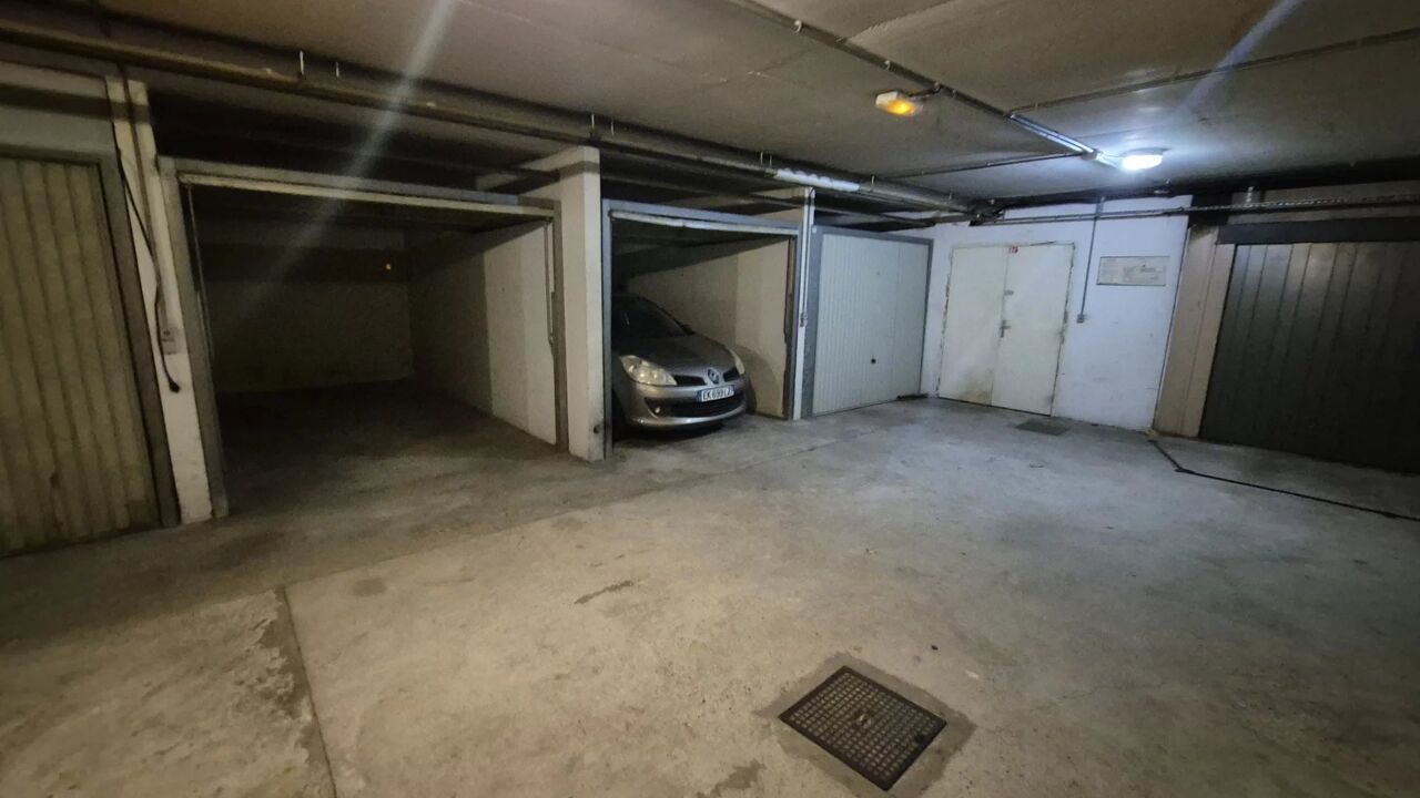 garage  pièces 12 m2 à vendre à Nice (06200)