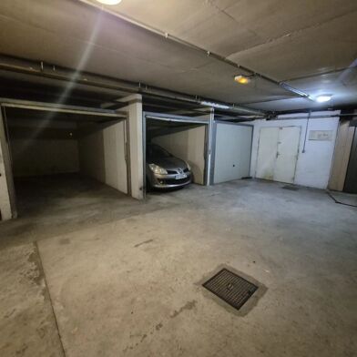 Garage  25000 €