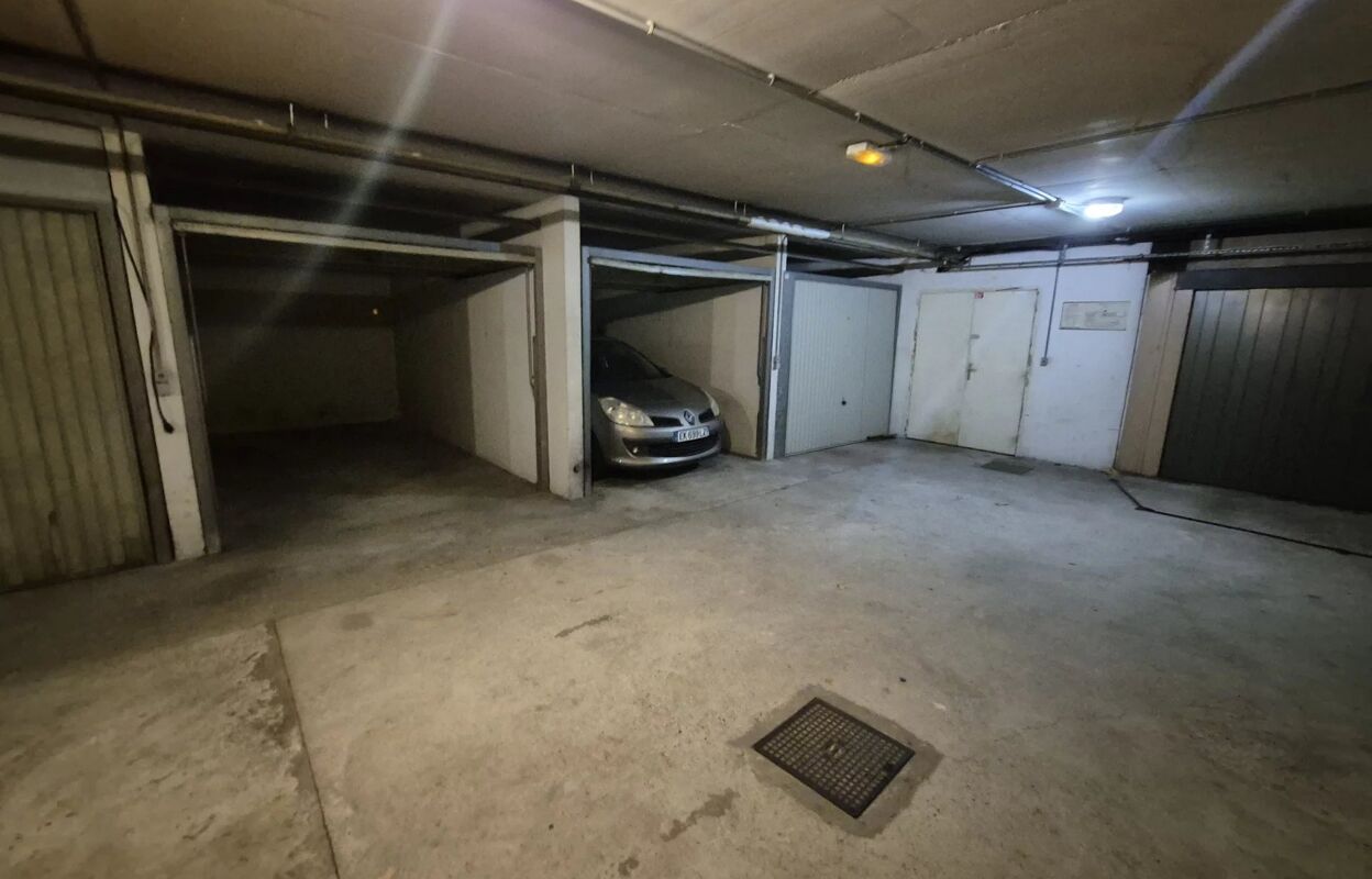 garage  pièces 12 m2 à vendre à Nice (06200)