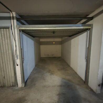 Garage  28000 €