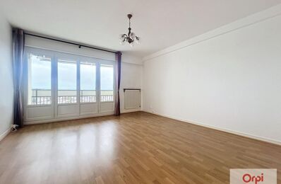 location appartement 630 € CC /mois à proximité de Doyet (03170)