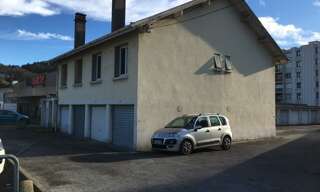 Garage   m² à louer à Annecy (74000)