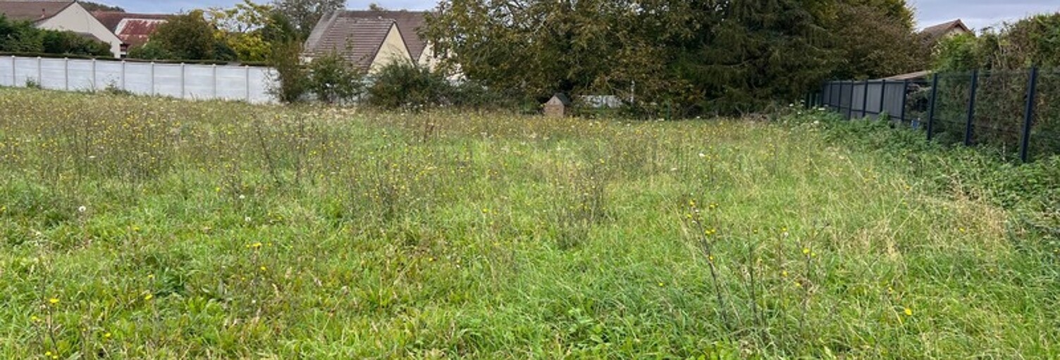 Terrain  1077 m² à vendre à Émalleville (27930)