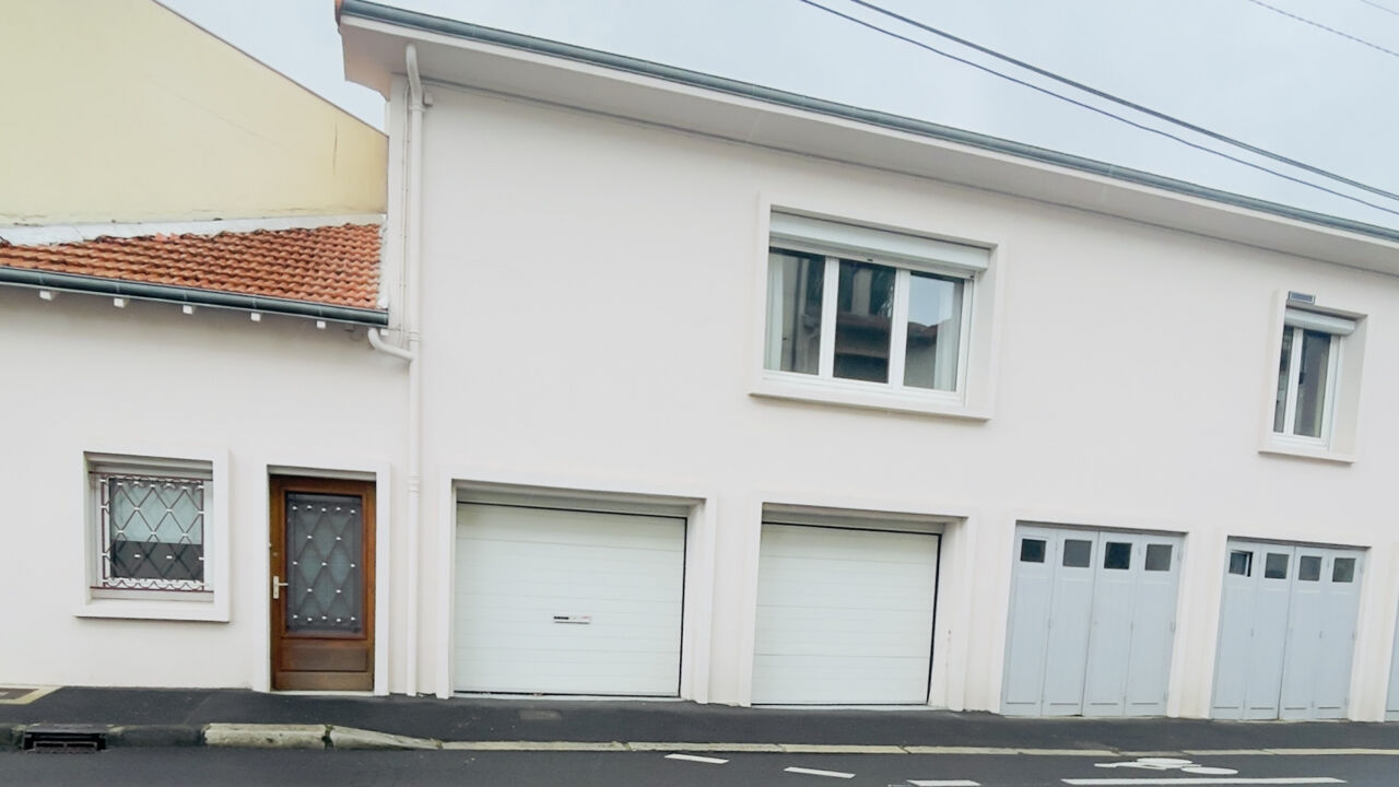 maison 4 pièces 104 m2 à vendre à Clermont-Ferrand (63000)