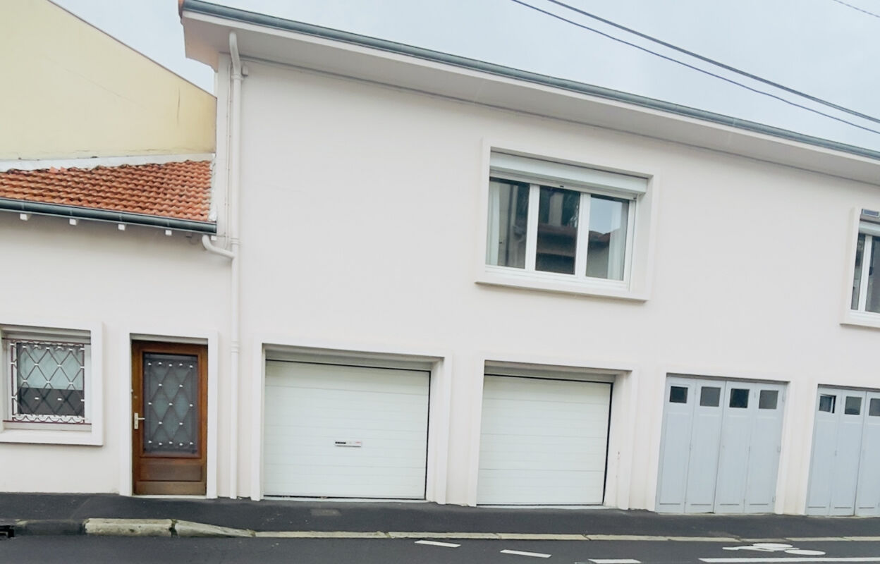 maison 4 pièces 104 m2 à vendre à Clermont-Ferrand (63000)