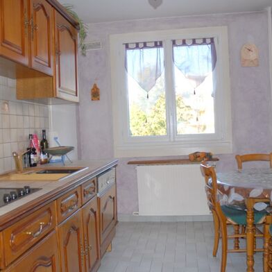 Appartement 3 pièces 130600 €