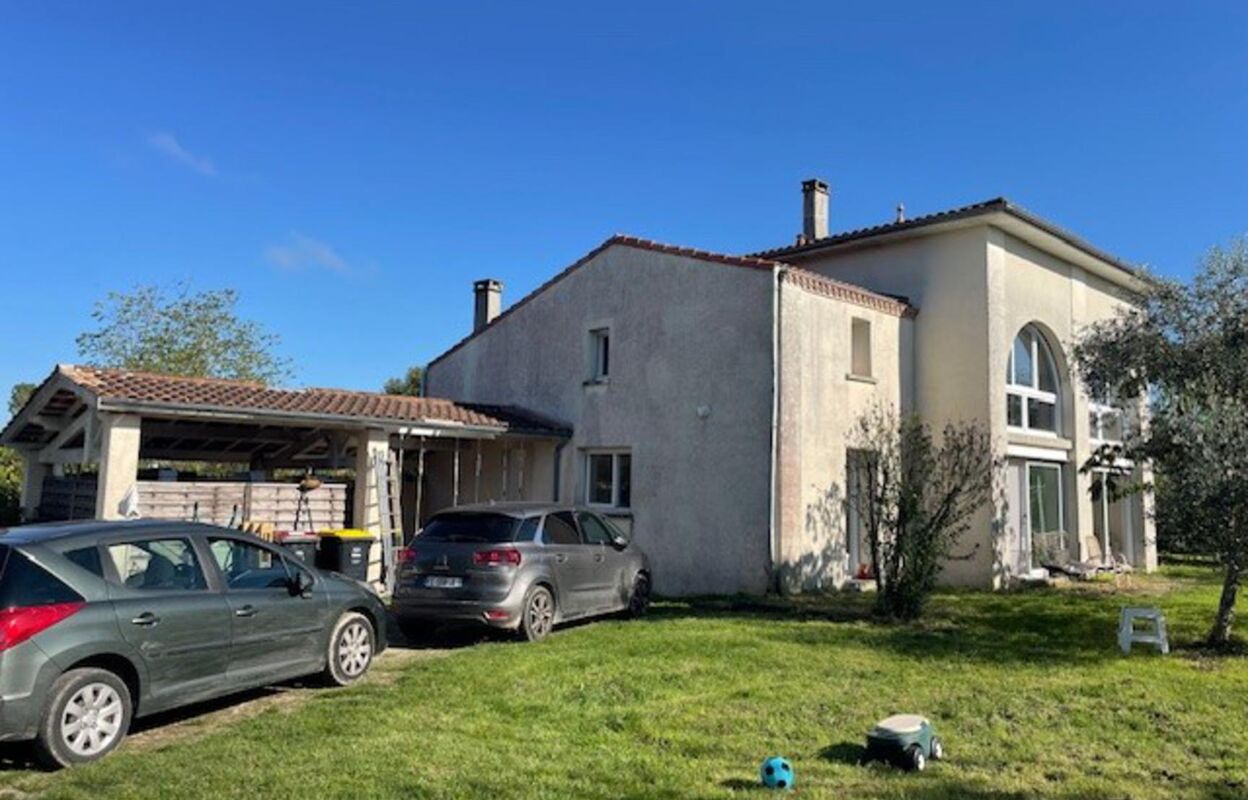 maison 9 pièces 262 m2 à louer à Latresne (33360)