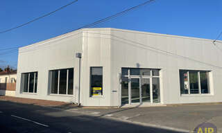 Commerce  200 m² à vendre à Saintes (17100)