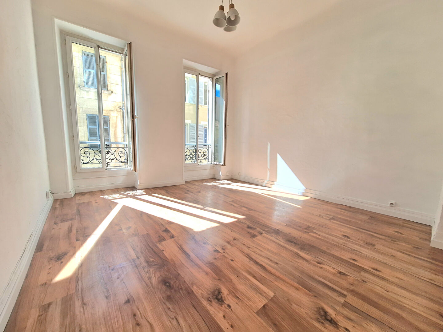 Marseille 5eme Appartement 3 pièces 52 m²