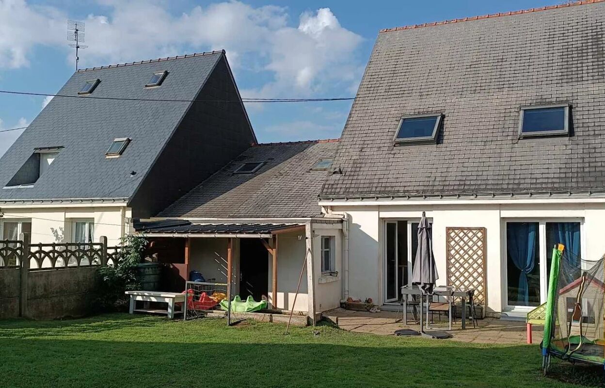 maison 5 pièces 96 m2 à vendre à Noyal-Pontivy (56920)