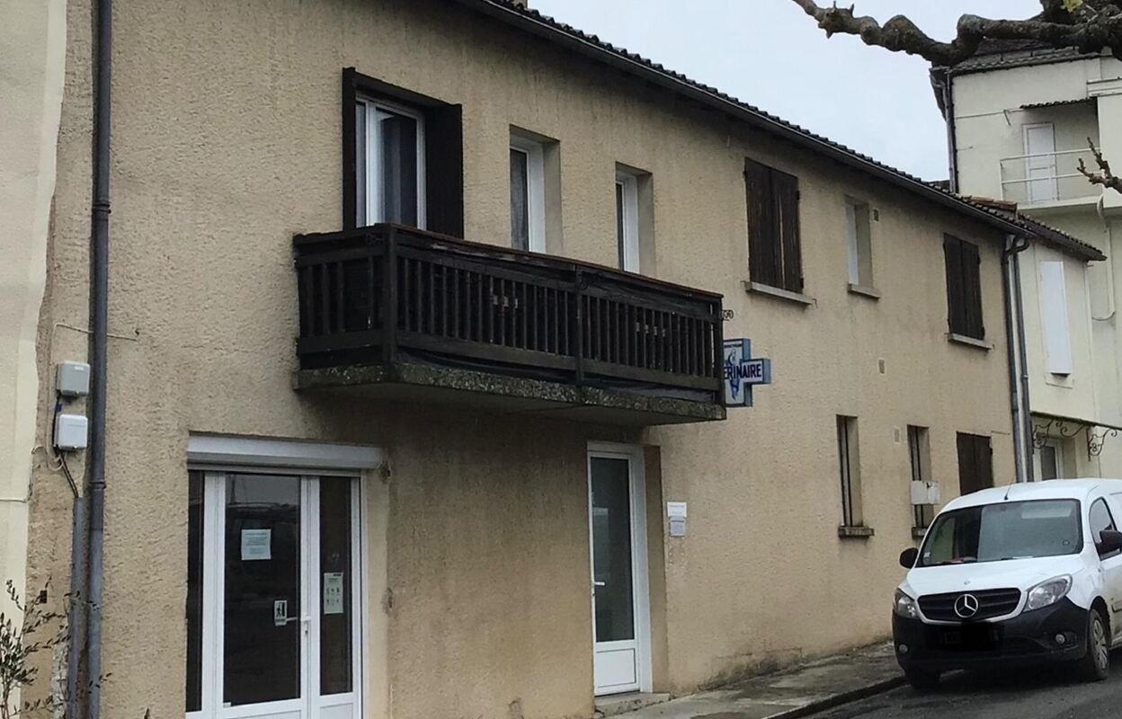 immeuble  pièces 285 m2 à vendre à Castillonnès (47330)