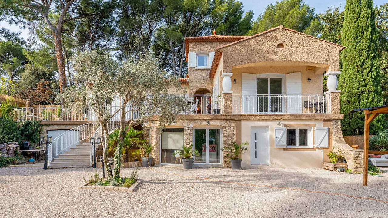 maison 7 pièces 198 m2 à vendre à Aubagne (13400)