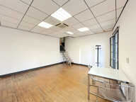A LOUER BUREAU DANS IMMEUBLE DE STANDING AVEC ASCENSEUR - SAINT ANDRE DE CUBZAC — photo 2