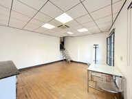 A LOUER BUREAU DANS IMMEUBLE DE STANDING AVEC ASCENSEUR - SAINT ANDRE DE CUBZAC — photo 3