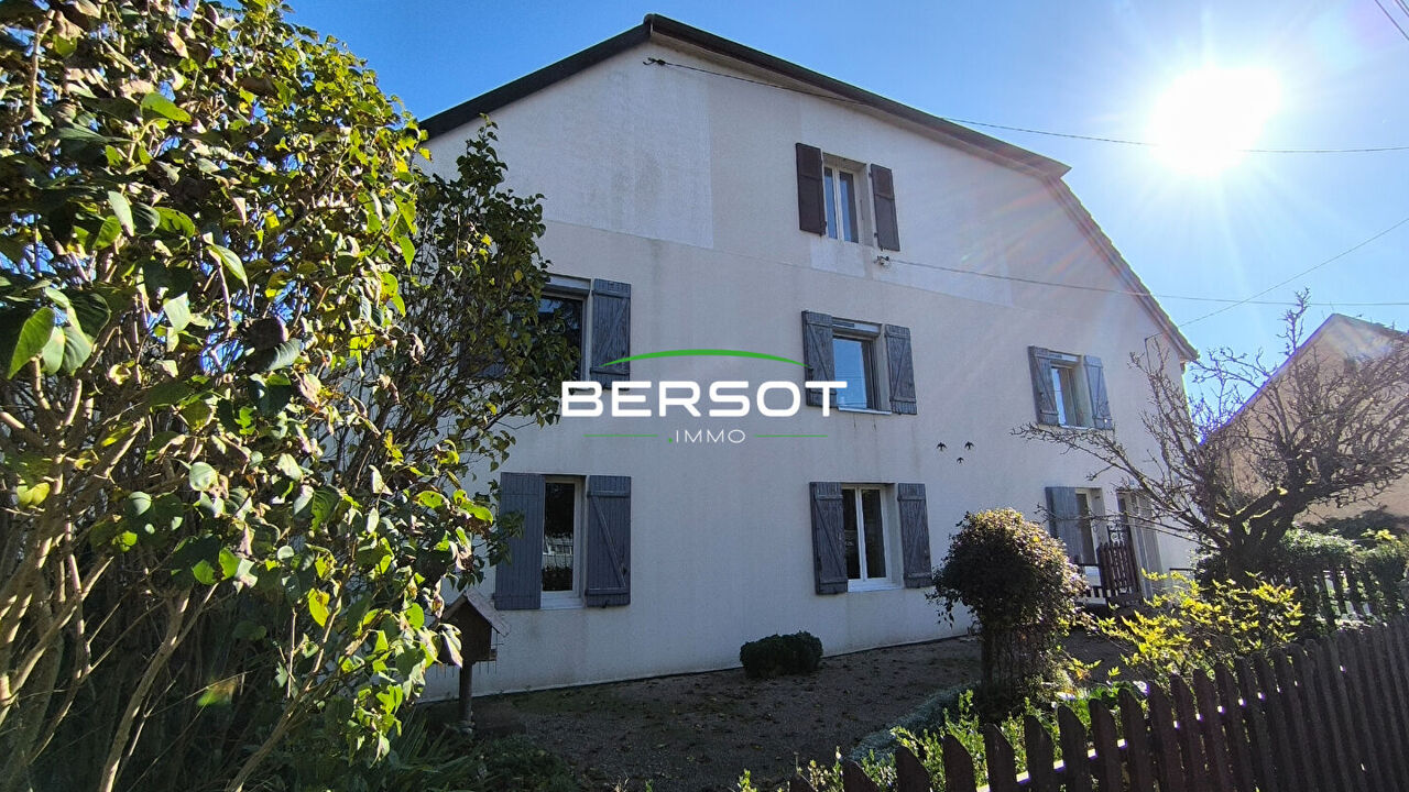 maison 10 pièces 243 m2 à vendre à L'Isle-sur-le-Doubs (25250)