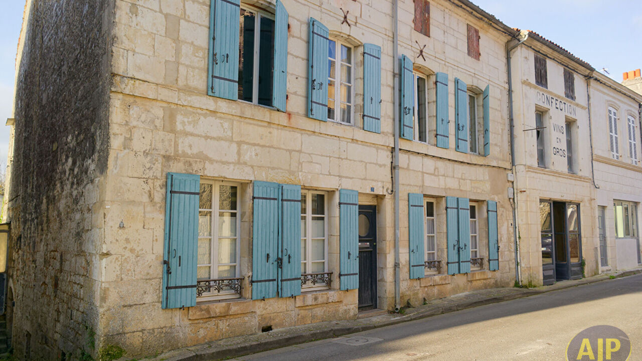 maison 7 pièces 230 m2 à vendre à Taillebourg (17350)