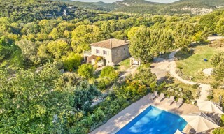 Maison 10 Pièces 347 m² à vendre à Montclus (30630)