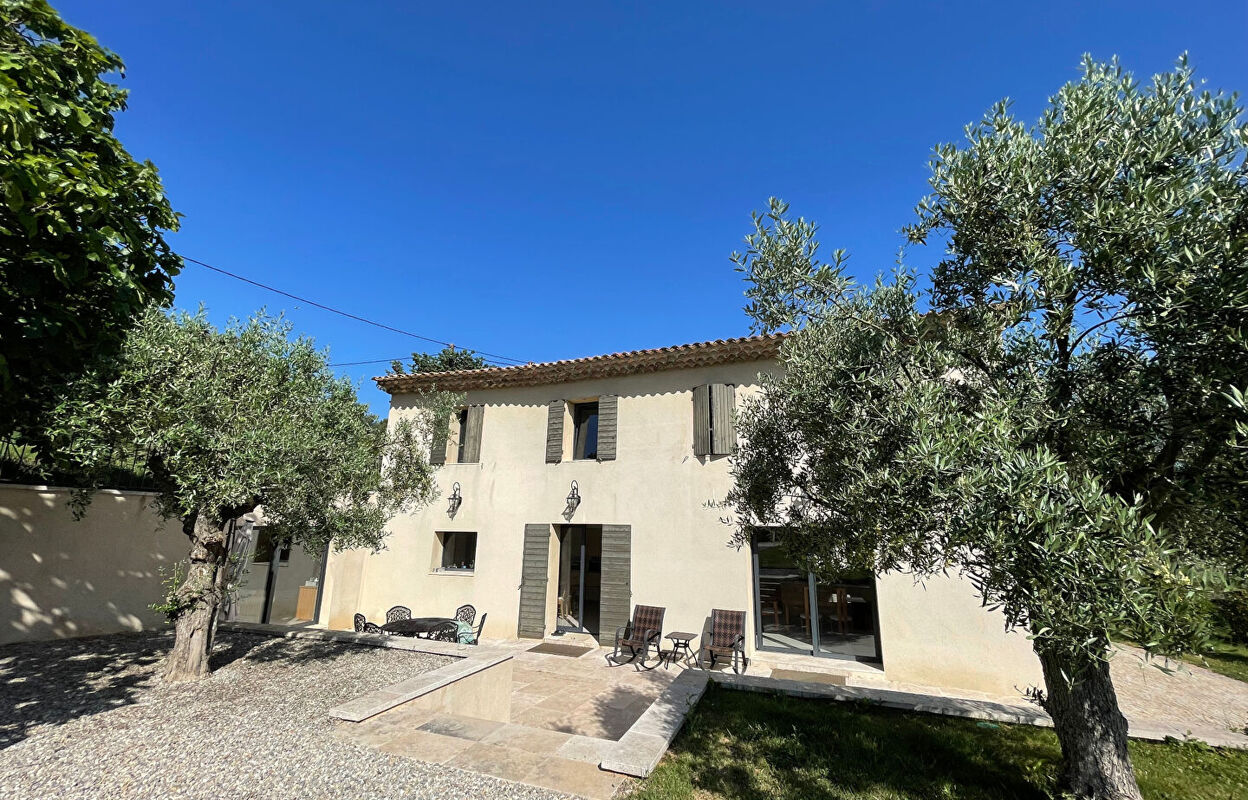 maison 6 pièces 271 m2 à louer à Aix-en-Provence (13090)