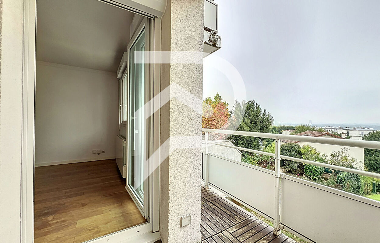 appartement 3 pièces 79 m2 à vendre à Suresnes (92150)