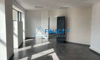 Bureau  36 m² à louer à Éguilles (13510)