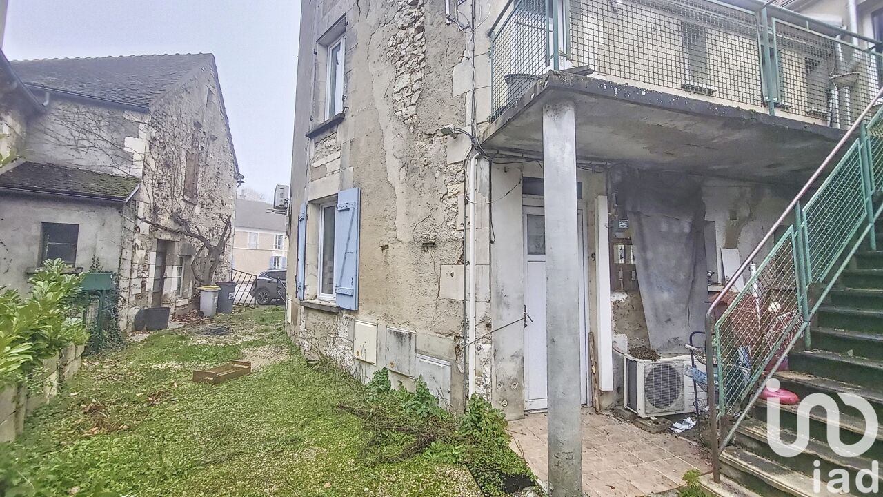 immeuble  pièces 300 m2 à vendre à Gy-l'Évêque (89580)