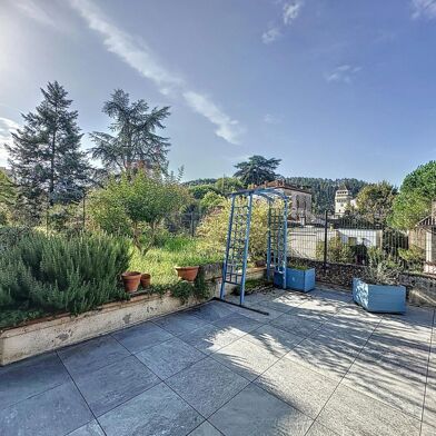 Appartement 6 pièces 389900 €