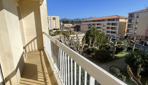 Appartement 3 pièces  à vendre Aubagne 13400