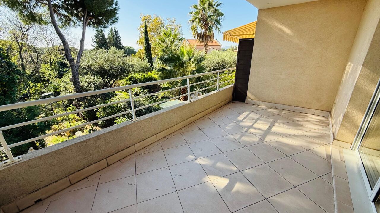 appartement 3 pièces 69 m2 à vendre à Fréjus (83600)