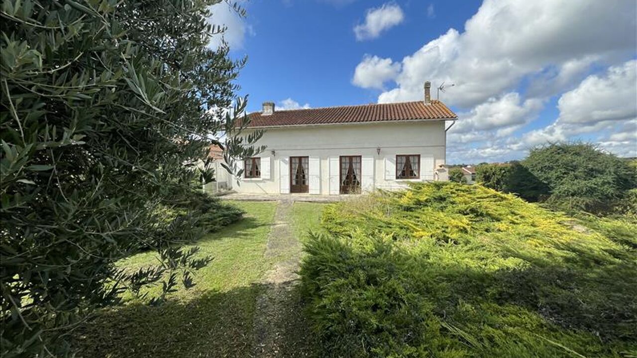 maison 4 pièces 96 m2 à vendre à Châteaubernard (16100)