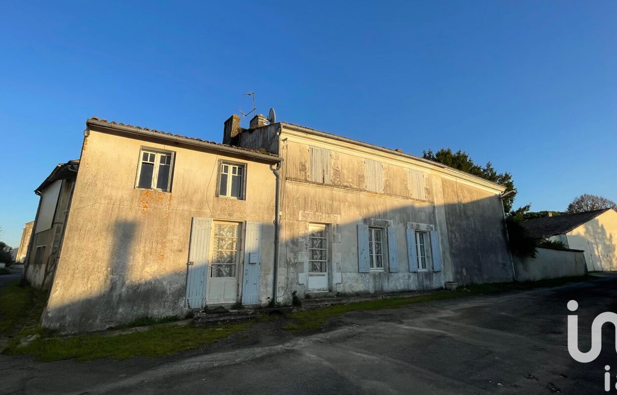 maison 12 pièces 315 m2 à vendre à Voissay (17400)