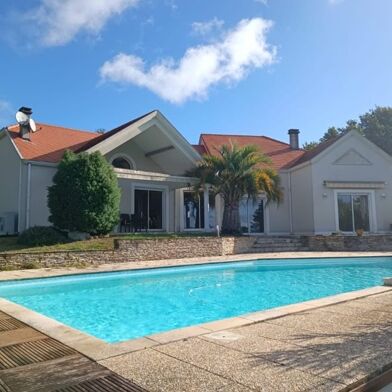 Maison 8 pièces 378000 €