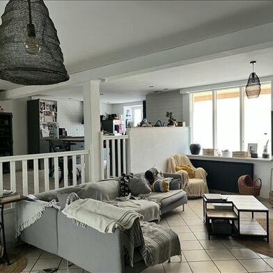 Maison 5 pièces 142 m²