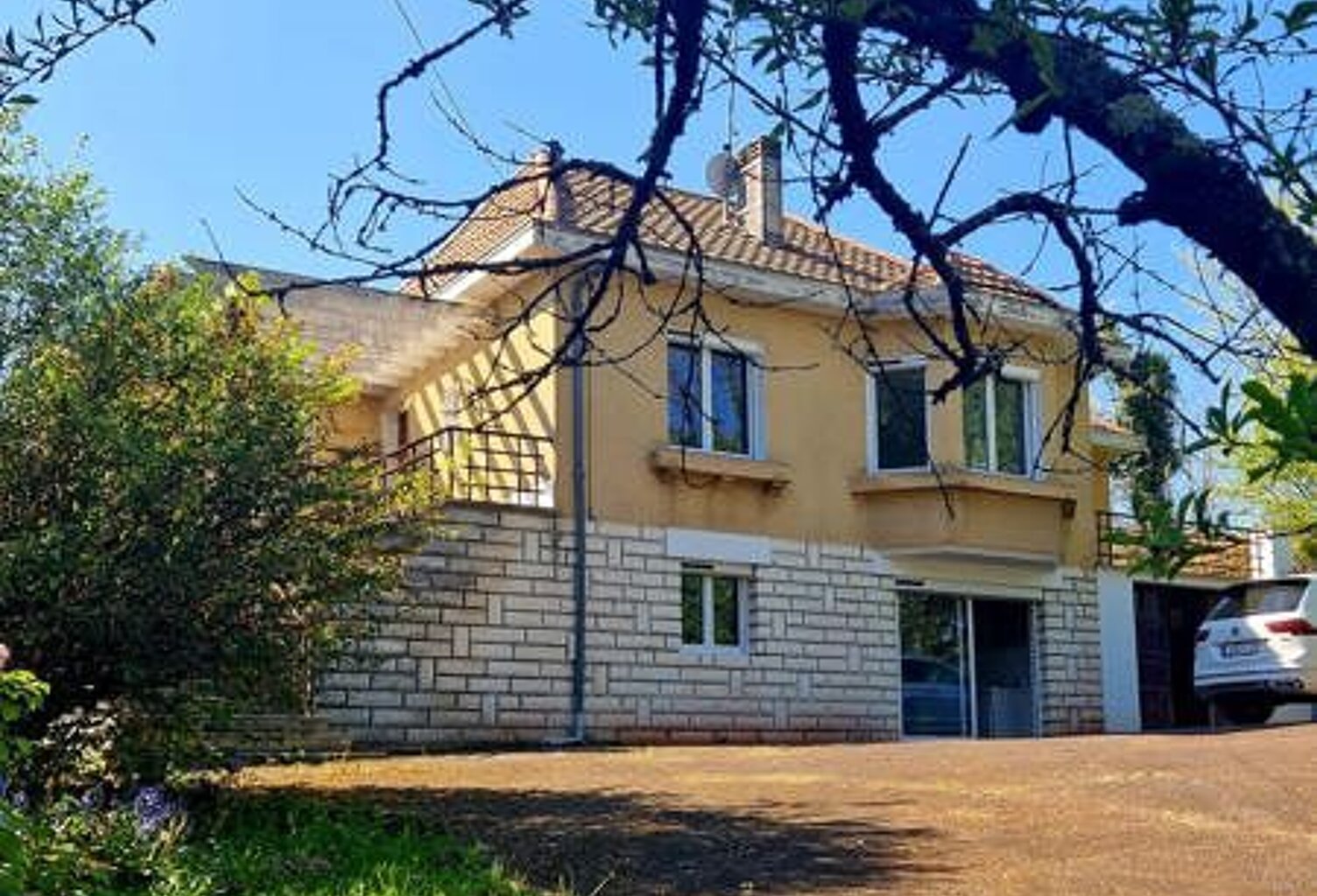 Vente maison 7 pièces 157 m² Ribérac (24600) — photo 1
