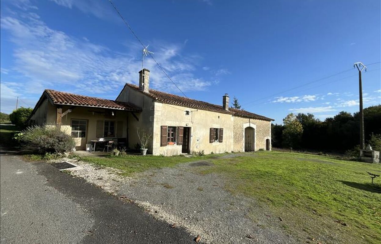 maison 4 pièces 74 m2 à vendre à Montmoreau (16190)