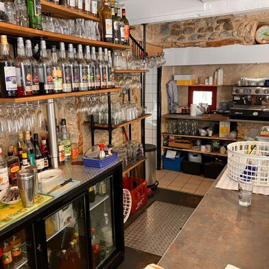 Commerce  155000 €