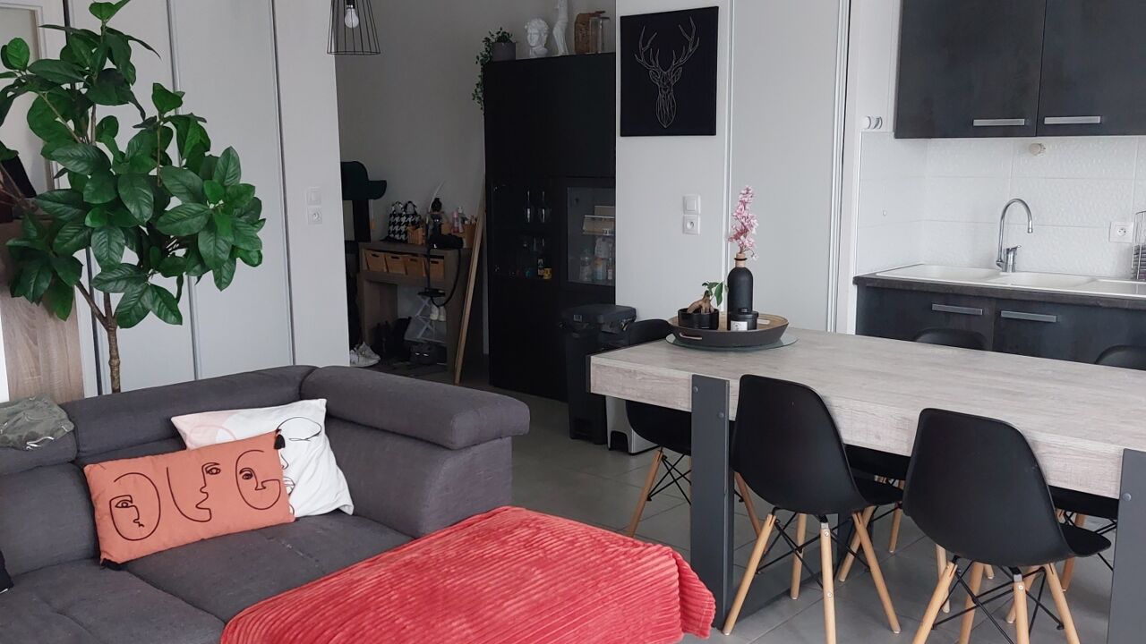 appartement 3 pièces 63 m2 à vendre à Mantes-la-Ville (78711)